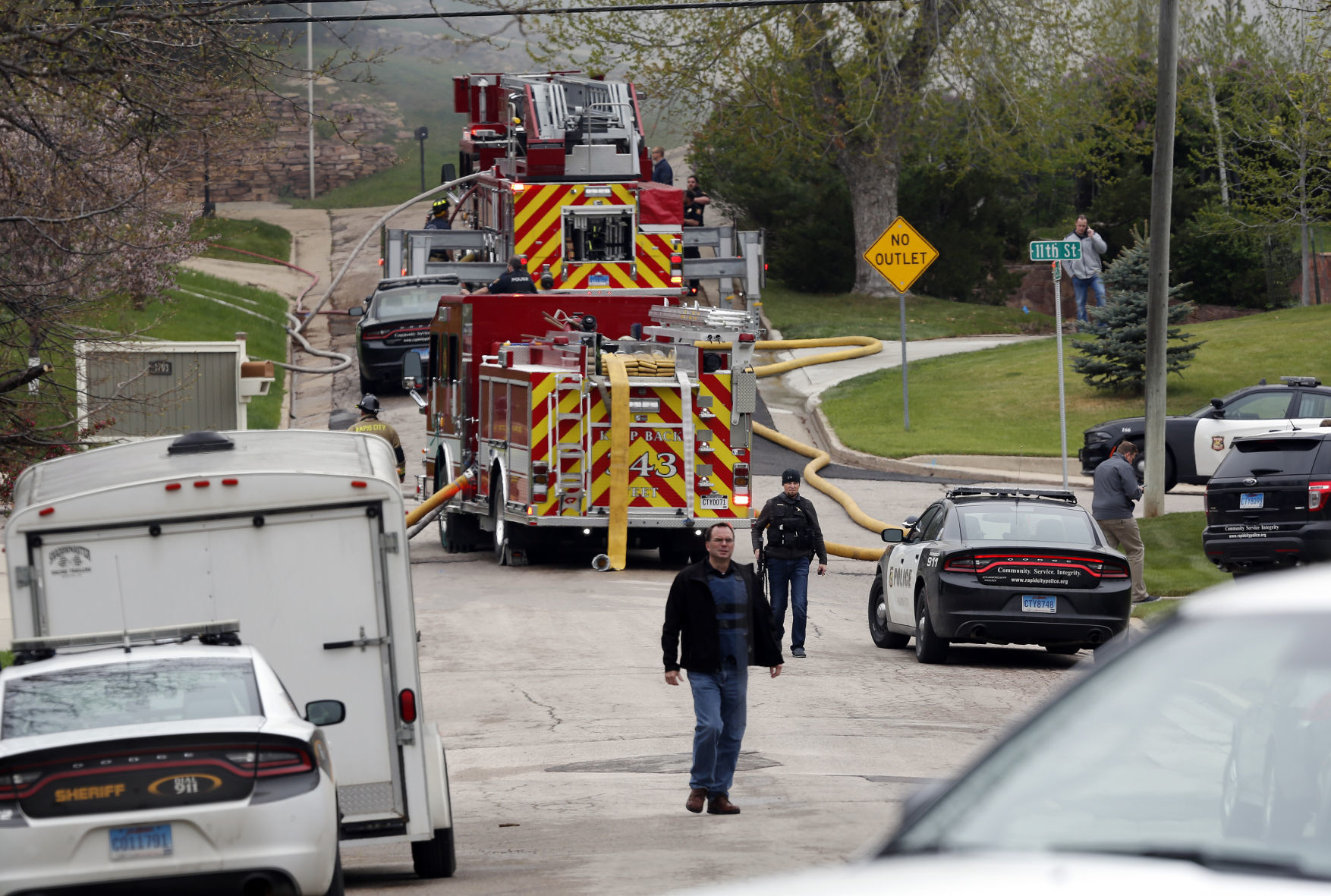 051218-nws-fire002.JPG
